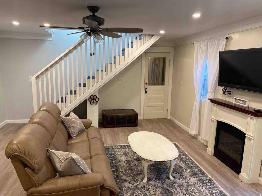Beautiful Farmhouse In Fernandina Beach Extérieur photo