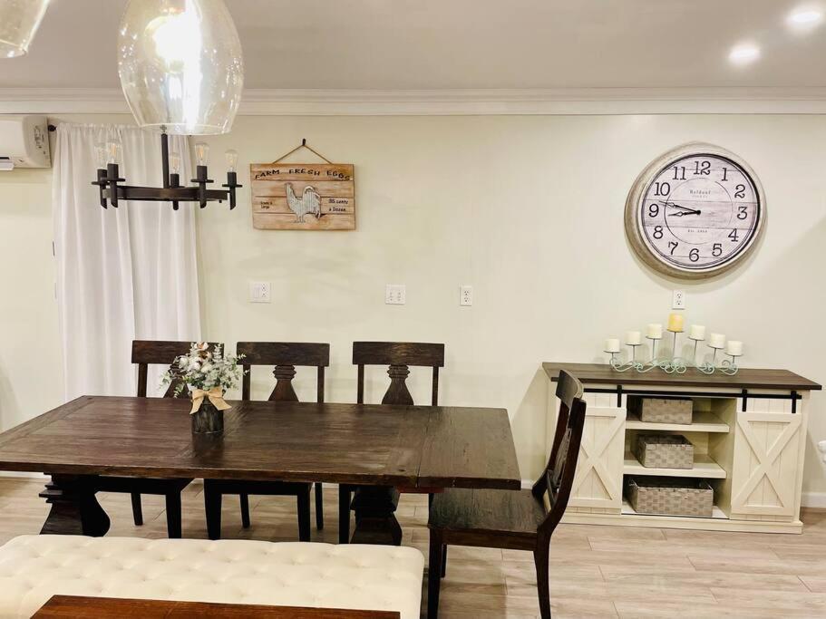 Beautiful Farmhouse In Fernandina Beach Extérieur photo
